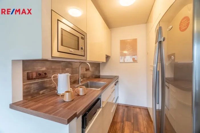 Prodej bytu 2+kk, Praha - Chodov, Babákova, 43 m2