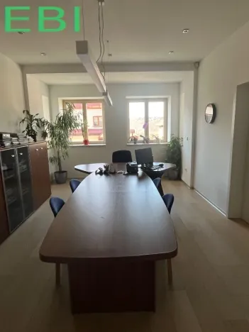 Pronájem kanceláře, Praha - Braník, Pod křížkem, 168 m2