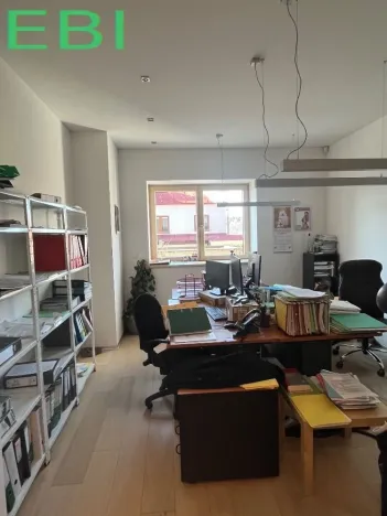 Pronájem kanceláře, Praha - Braník, Pod křížkem, 168 m2