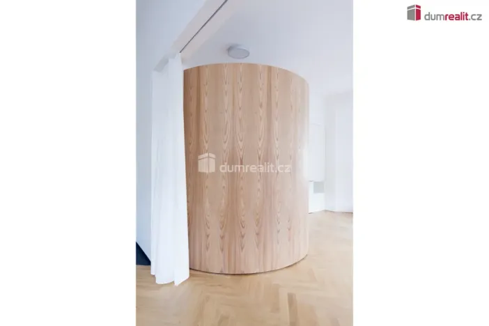 Pronájem bytu 2+kk, Praha - Dejvice, Kafkova, 80 m2