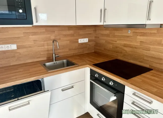 Pronájem bytu 2+kk, Praha - Strašnice, Štěchovická, 50 m2