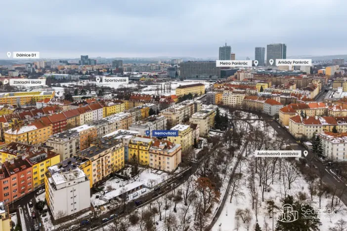 Prodej atypického bytu, Praha - Nusle, U Jezerky, 39 m2