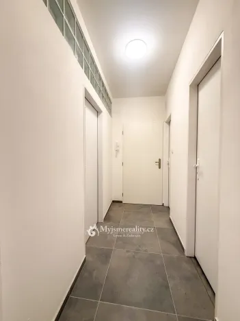 Pronájem bytu 1+kk, Znojmo, U Brány, 35 m2