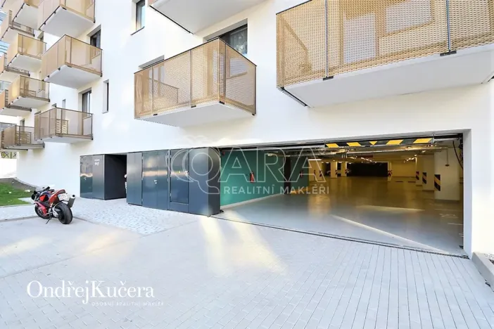 Pronájem bytu 1+kk, Praha - Jinonice, Barvitiova, 38 m2