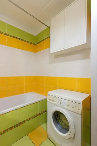 Pronájem bytu 3+1, Praha - Troja, Svídnická, 73 m2