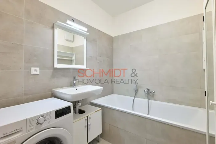 Prodej bytu 3+kk, Hustopeče, Gen. Peřiny, 64 m2