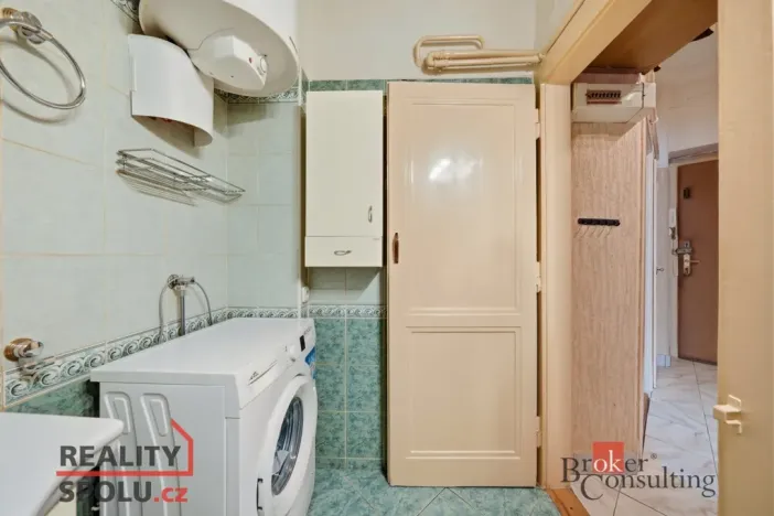 Prodej bytu 2+1, Praha - Libeň, V mezihoří, 74 m2