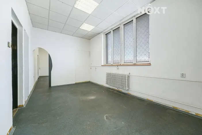 Pronájem skladu, Brno, Hájecká, 722 m2