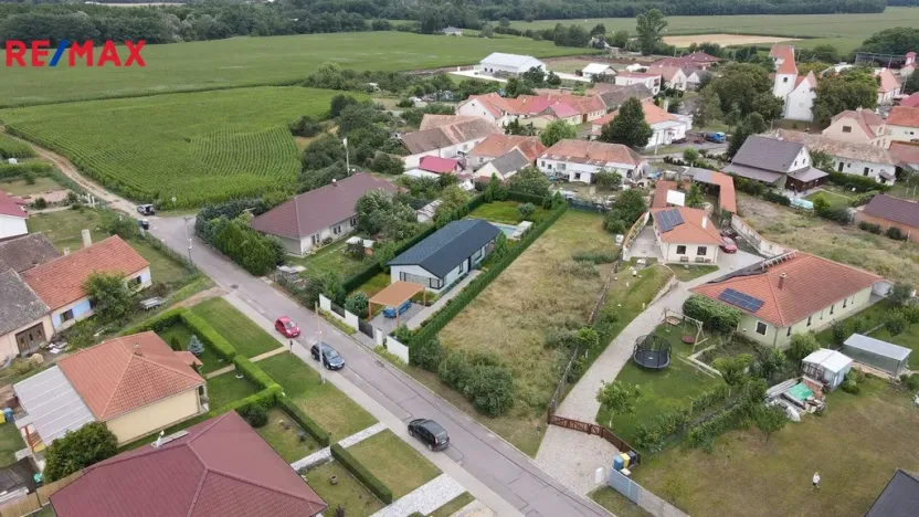 Prodej pozemku pro bydlení, Valtrovice, 810 m2