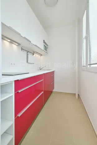 Pronájem bytu 1+kk, Praha - Troja, Písečná, 26 m2