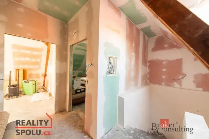 Prodej rodinného domu, Jimlín, 196 m2