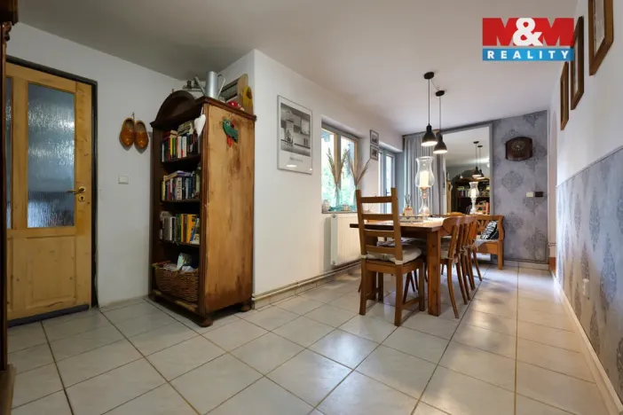 Prodej rodinného domu, Bouzov - Obectov, 200 m2