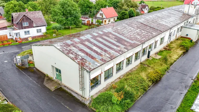 Prodej výrobních prostor, Luby, 1300 m2