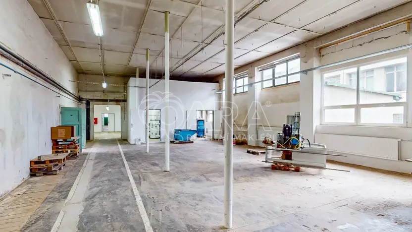 Prodej výrobních prostor, Luby, 1300 m2