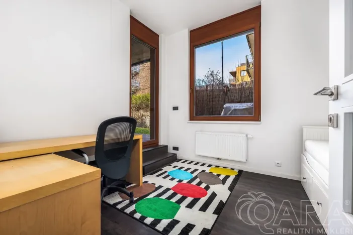 Pronájem bytu 4+kk, Čelákovice, náměstí 5. května, 114 m2