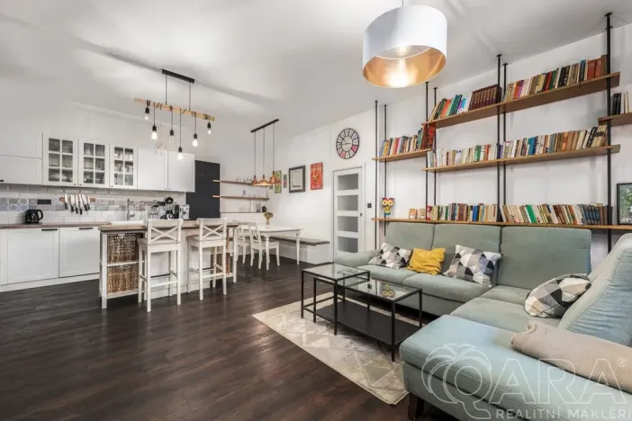 Pronájem bytu 4+kk, Čelákovice, náměstí 5. května, 114 m2