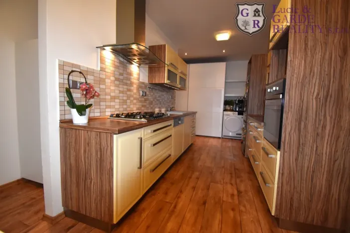 Prodej bytu 4+1, Tábor, Havanská, 81 m2