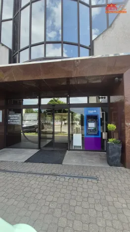 Pronájem obchodního prostoru, Nové Město nad Metují, Komenského, 72 m2