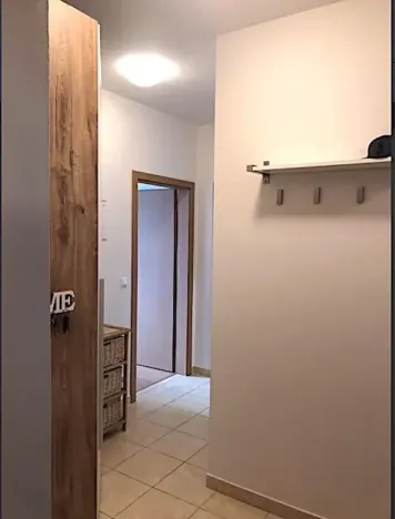 Pronájem bytu 2+kk, Zbuzany, Lomená, 55 m2