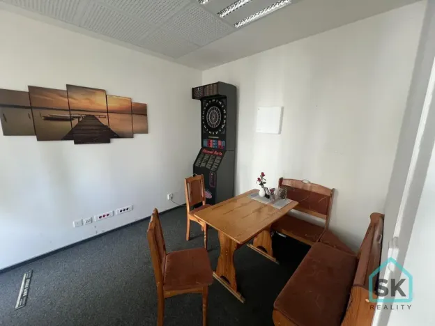 Pronájem restaurace, Město Albrechtice, Míru, 100 m2