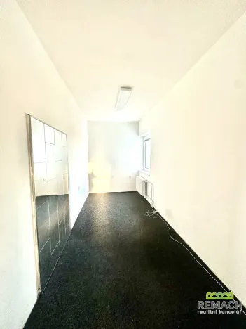 Pronájem kanceláře, Uherský Brod, U Korečnice, 57 m2