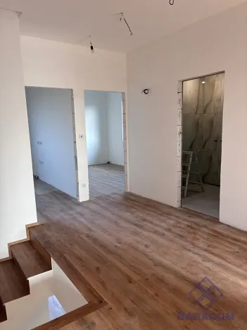 Prodej rodinného domu, Polerady, 380 m2