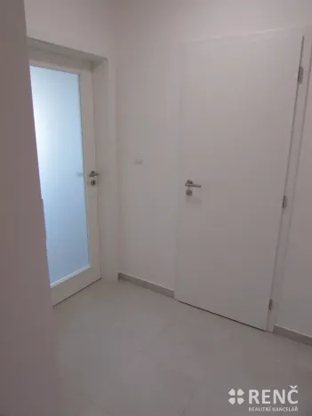 Pronájem bytu 1+kk, Brno, Štefánikova, 26 m2