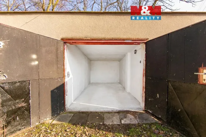 Prodej garáže, Plzeň, Lobezská, 18 m2
