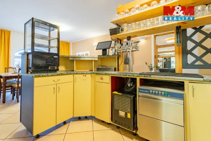 Pronájem restaurace, Kunžak, náměstí Komenského, 91 m2