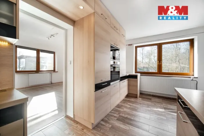 Prodej rodinného domu, Osík, 227 m2