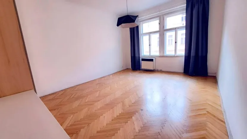 Pronájem bytu 2+1, Praha - Vinohrady, Sarajevská, 70 m2