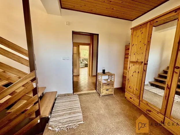 Prodej rodinného domu, Karlovice, 195 m2