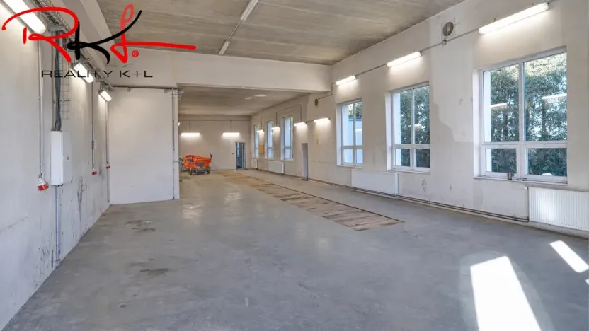 Pronájem komerční nemovitosti, Martiněves, 198 m2