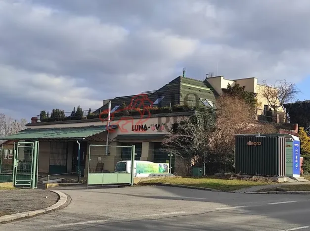 Pronájem obchodního prostoru, Opava - Předměstí, Vančurova, 350 m2