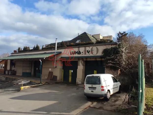 Pronájem obchodního prostoru, Opava - Předměstí, Vančurova, 350 m2