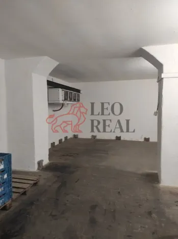 Pronájem obchodního prostoru, Opava - Předměstí, Vančurova, 350 m2