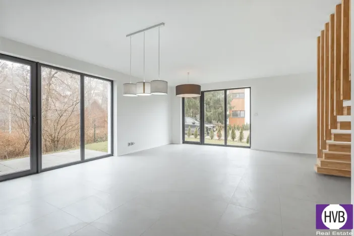 Pronájem rodinného domu, Květnice, Na Ladech, 110 m2
