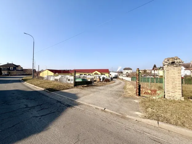 Prodej obchodního prostoru, Planá, 1200 m2