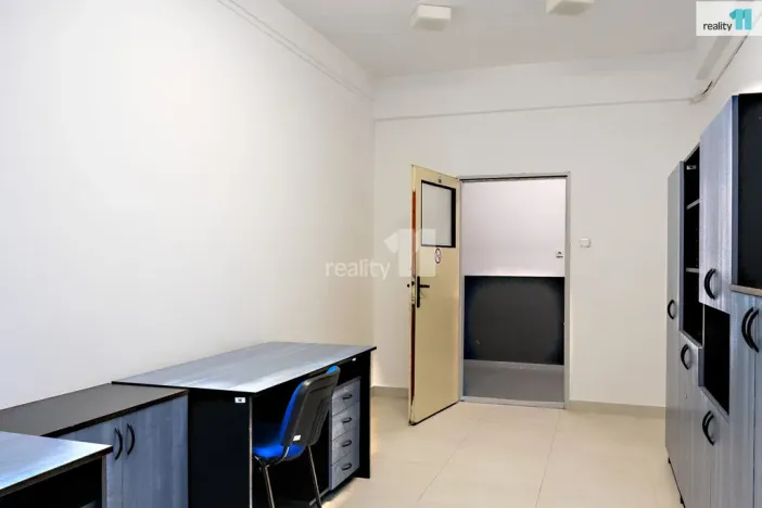 Pronájem kanceláře, Ledeč nad Sázavou, Podolí, 14 m2