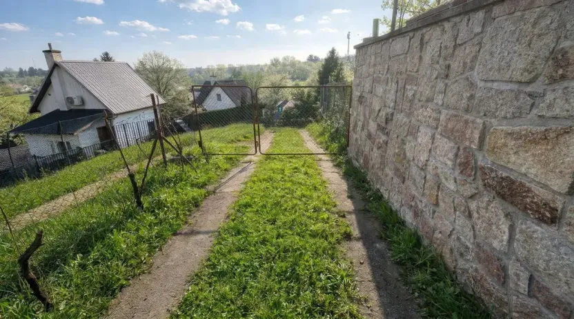 Prodej zahrady, Malé Žernoseky, 992 m2