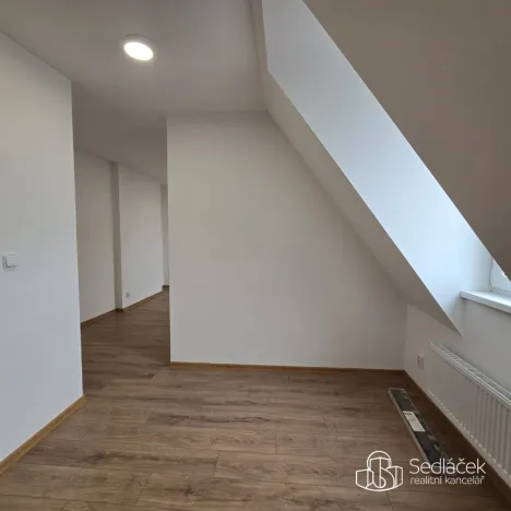 Pronájem bytu 1+kk, Sokolov, Josefa Kajetána Tyla, 31 m2