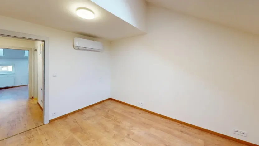 Pronájem bytu 5+kk, Praha - Břevnov, Na Petynce, 44 m2