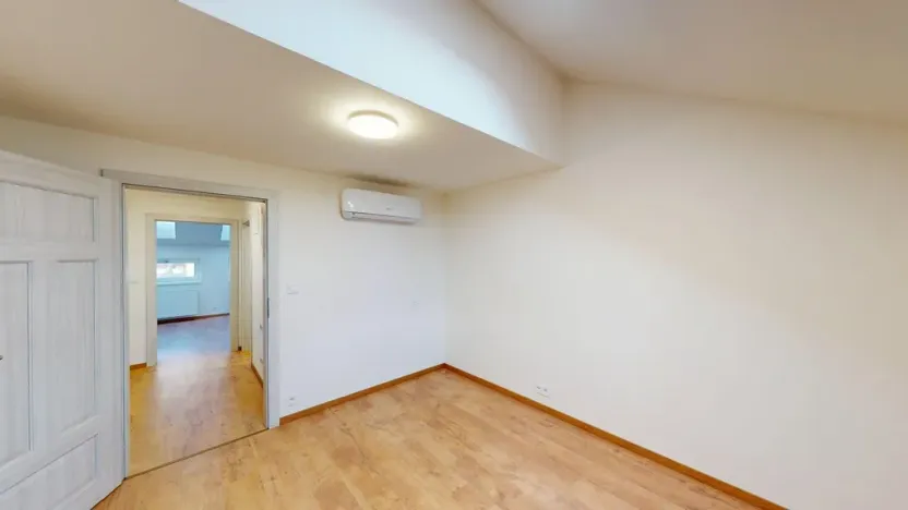 Pronájem bytu 5+kk, Praha - Břevnov, Na Petynce, 44 m2