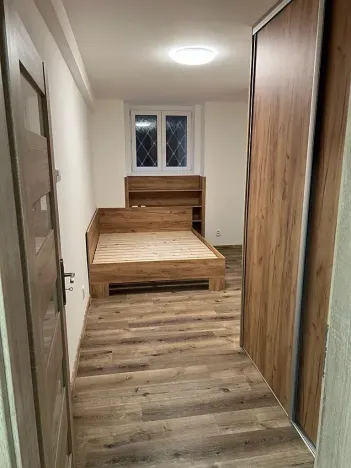 Pronájem bytu 2+kk, Praha - Podolí, Na dolinách, 40 m2
