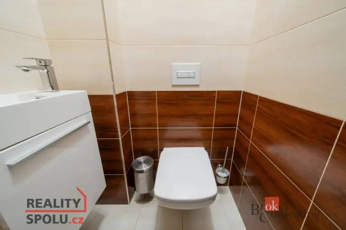 Prodej bytu 4+kk, Liberec - Liberec V-Kristiánov, Stavbařů, 98 m2