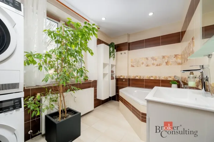 Prodej bytu 4+kk, Liberec - Liberec V-Kristiánov, Stavbařů, 101 m2