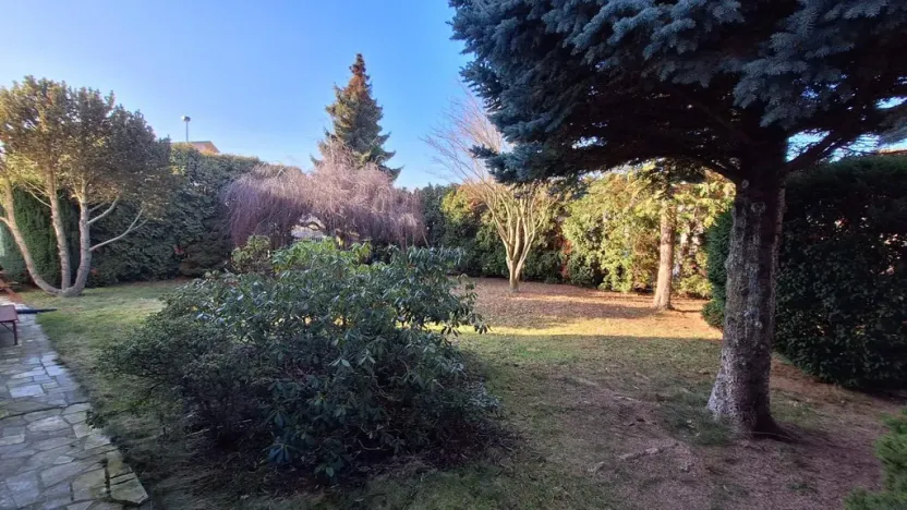 Pronájem bytu 2+1, Praha - Suchdol, Na mírách, 95 m2