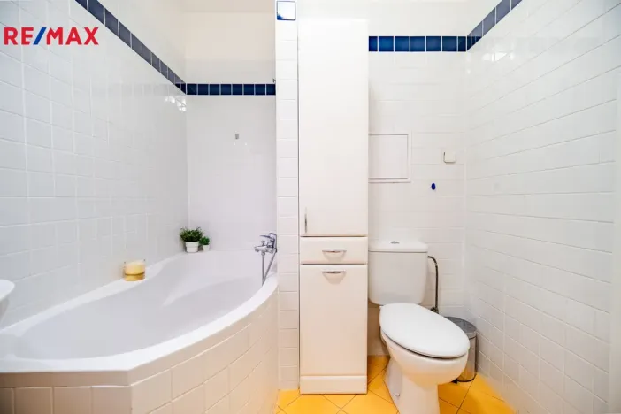 Pronájem bytu 2+kk, Praha - Libeň, Českomoravská, 59 m2