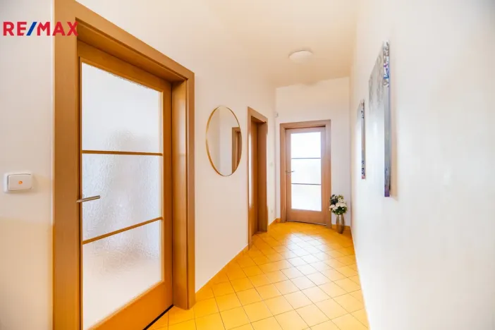 Pronájem bytu 2+kk, Praha - Libeň, Českomoravská, 59 m2