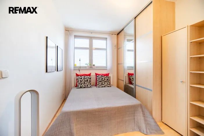 Pronájem bytu 2+kk, Praha - Libeň, Českomoravská, 59 m2